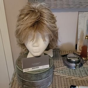 Raquel Welch Voltage Wig